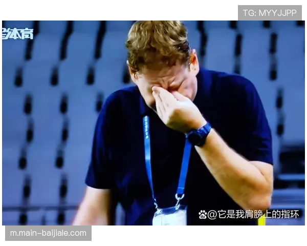 开场30秒送点定败局 申花防线注意力遭诟病 开场30秒送点定败局 申花防线注意力遭诟病